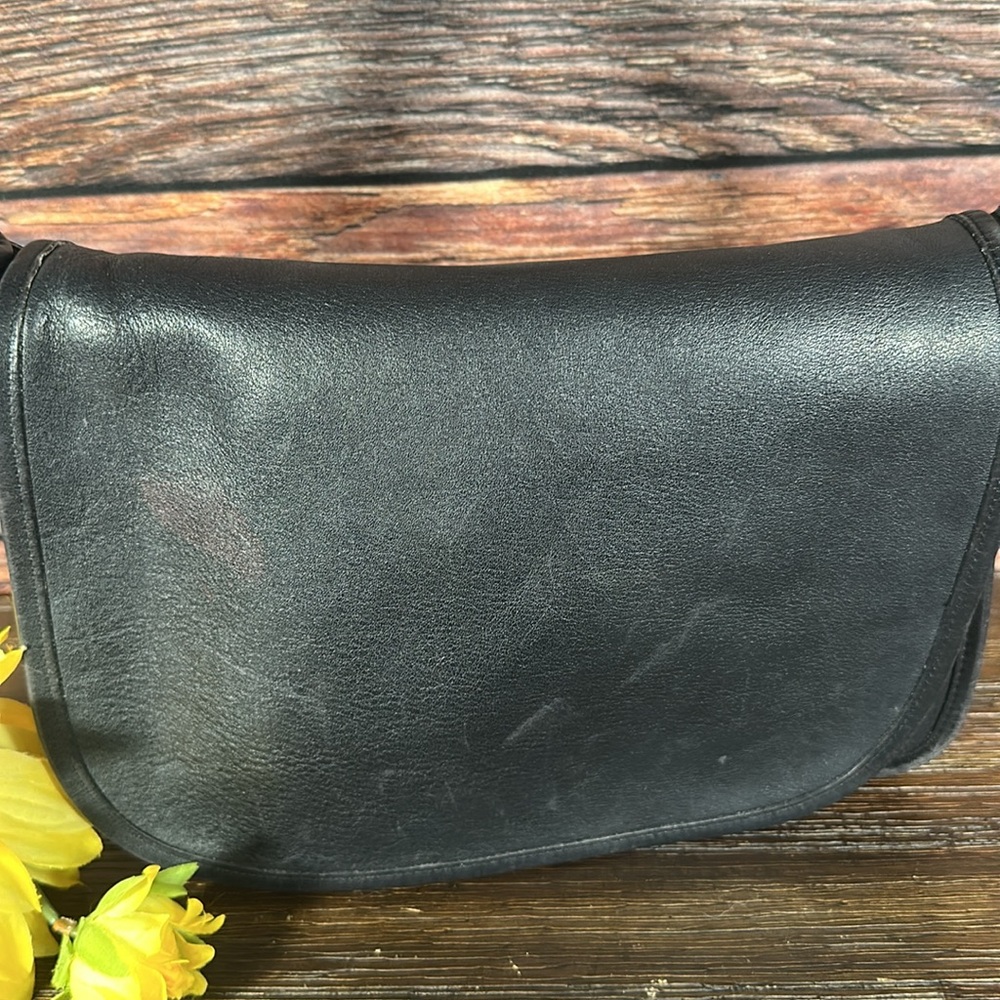 Vintage COACH 9951 Patricia’s Legacy Black Leather Front Flap Crossbody Bag - Picture 2 of 10